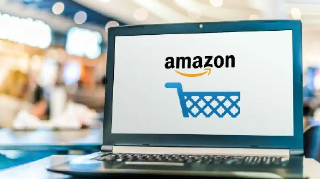 Amazon Easy Store managing digital signage with Pickcel custom software