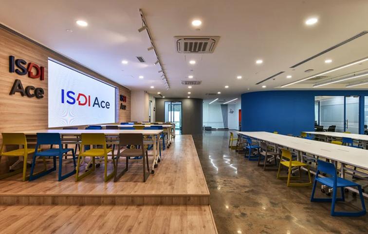 ISDI education digital signage case study