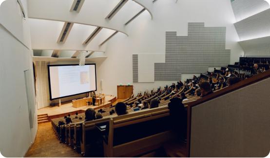 Labs & Auditoriums digital signage